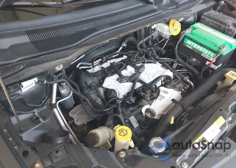 2016 Chrysler Town & Country Touring z USA, uszkodzony, nr VIN 2C4RC1BG3GR112077